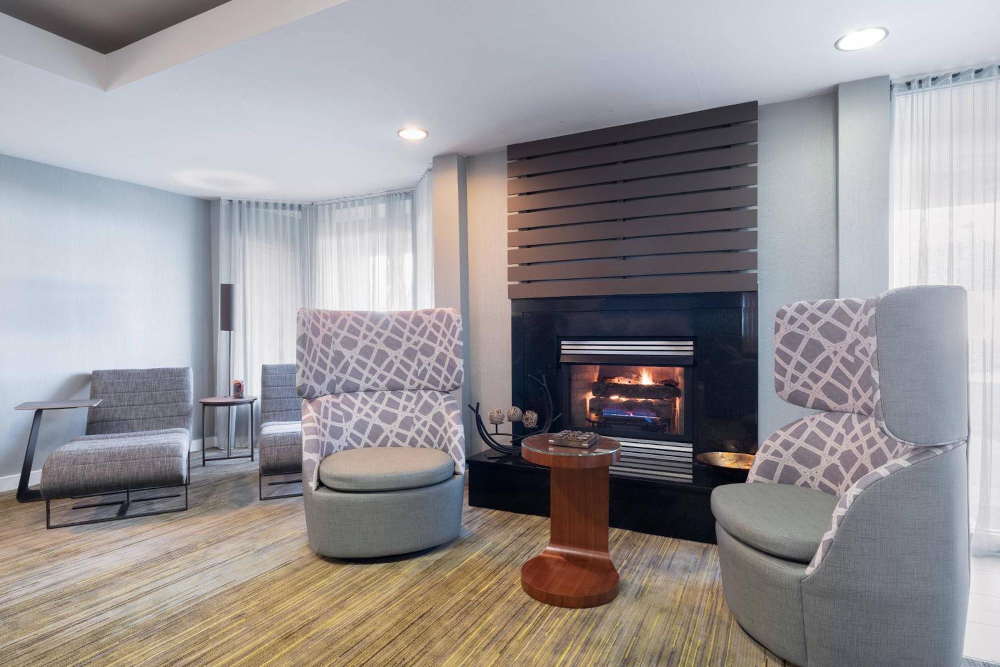 Courtyard By Marriott Princeton Zewnętrze zdjęcie